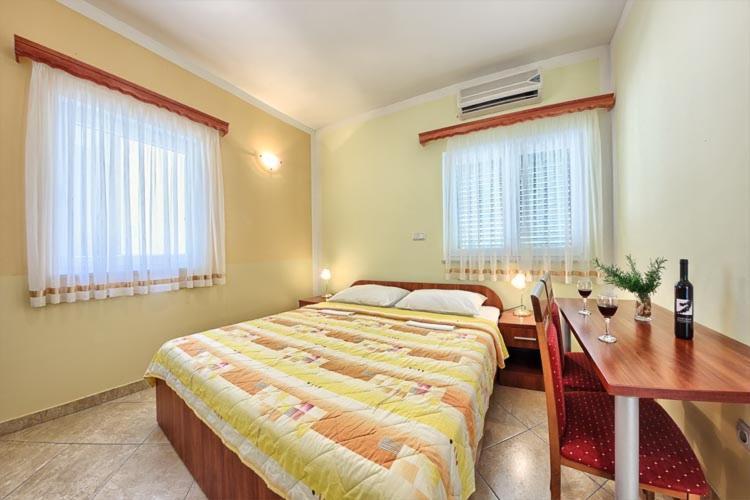 Apartments & Rooms Ruzmarin Rogoznica  Kültér fotó
