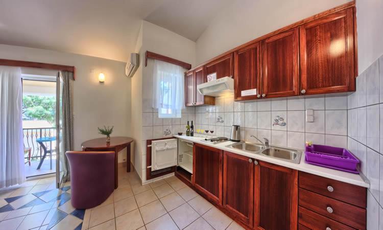 Apartments & Rooms Ruzmarin Rogoznica  Kültér fotó
